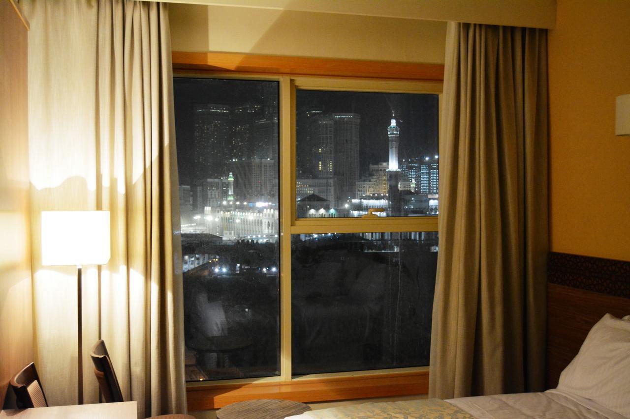 Grand Makkah Hotel Mecca ภายนอก รูปภาพ Curtains